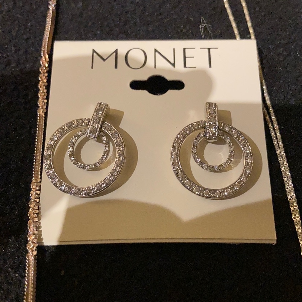 Costume Jewelry Bundle - Picture 4 of 7